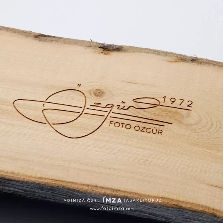 Özgür ismi için özel imza tasarımı